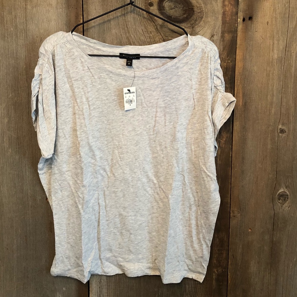 Express Ruched Sleeve Tee in Gray Size Medium